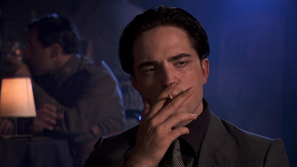 robert pattinson smoking photoshoot. Robert Pattinson Australia