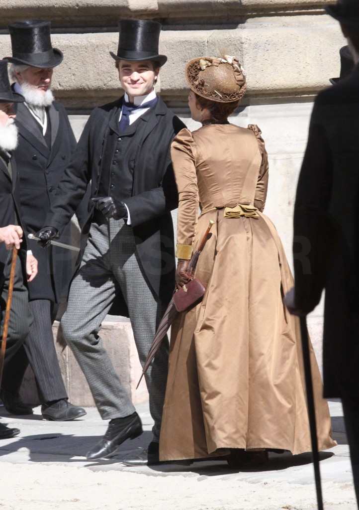 Rob on Bel Ami set 1