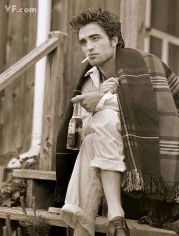 pics of robert pattinson smoking. affie Robert Pattinson