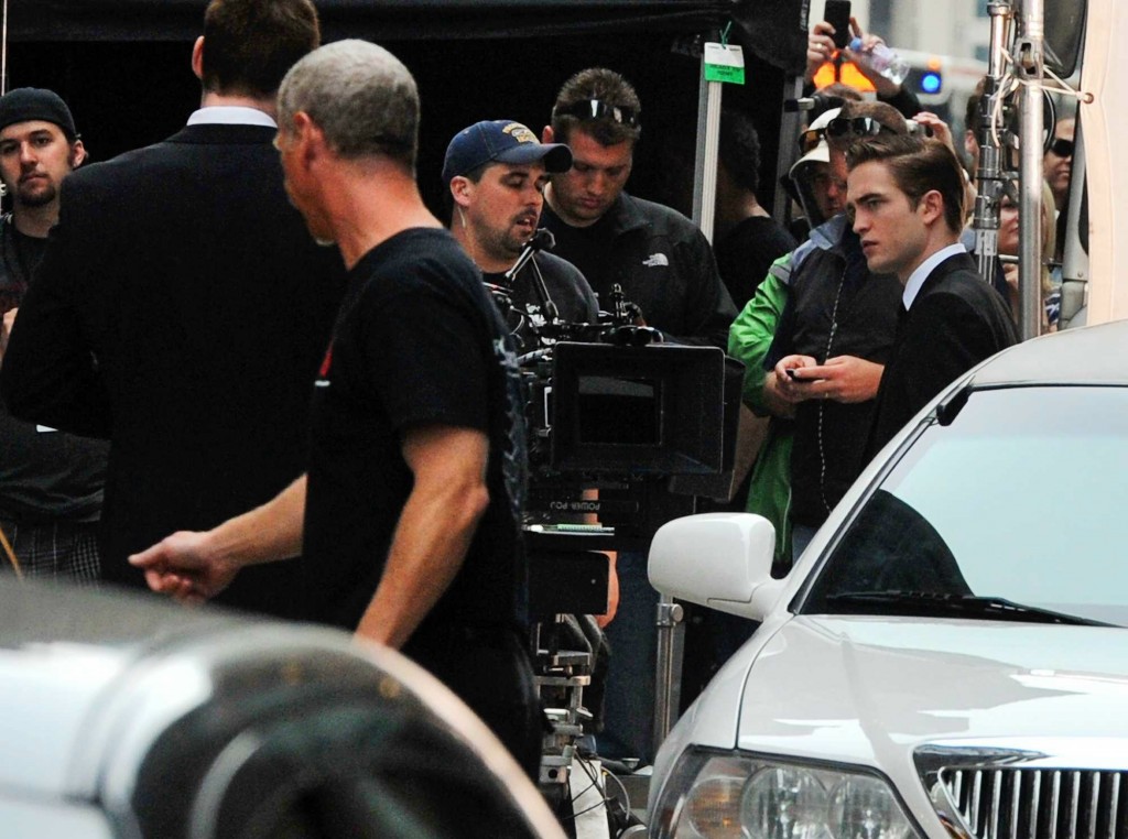 Rob on set Cosmopolis (1)