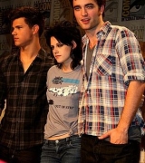 Filename=051.jpg
Filesize=38KiB
Dimensions=304x450
Date added=Apr 09, 2020 051.jpg