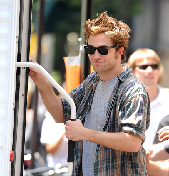 rob-in-sunnies12