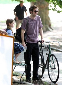rob-on-bike16