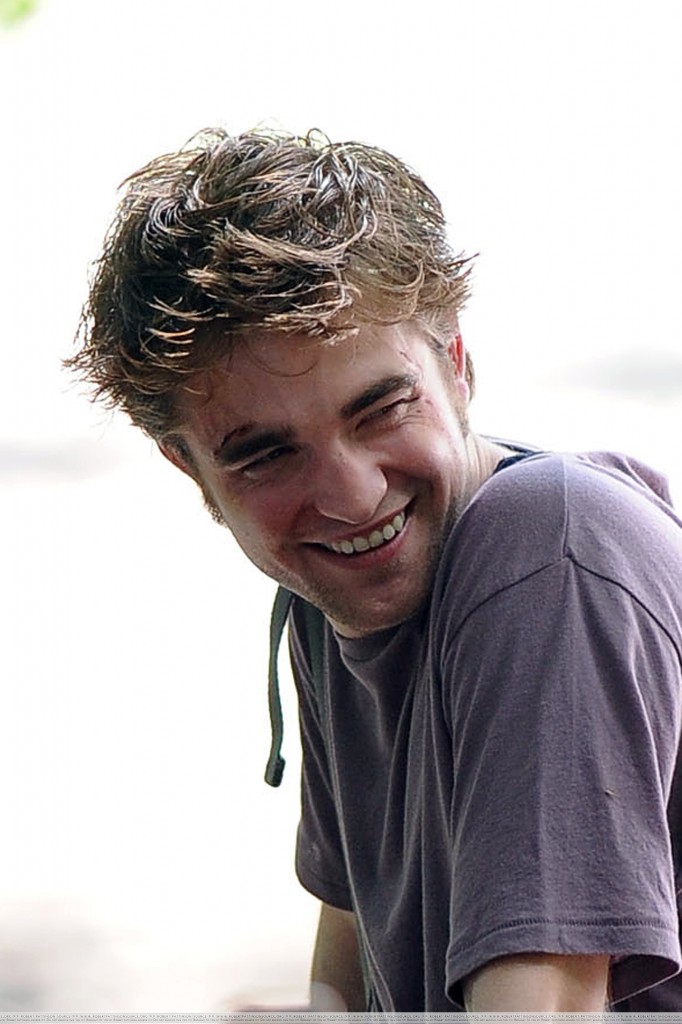 ROBERT PATTINSON