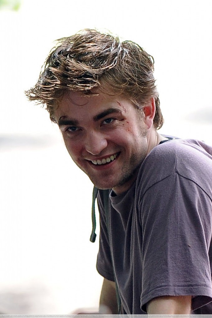 ROBERT PATTINSON