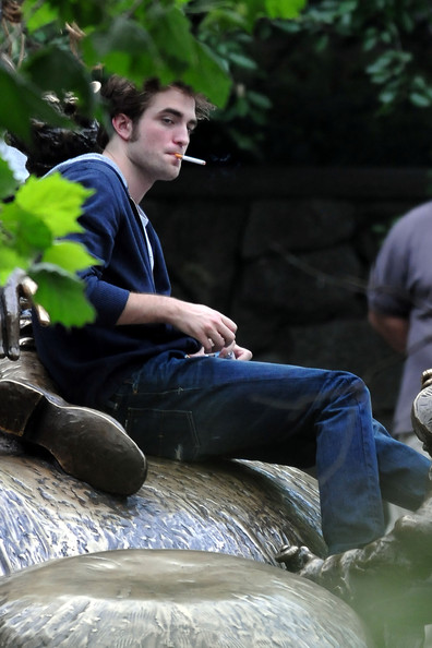 tyler-smoking_3 tyler-smoking_3