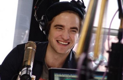 rob-laughing3 rob-laughing3