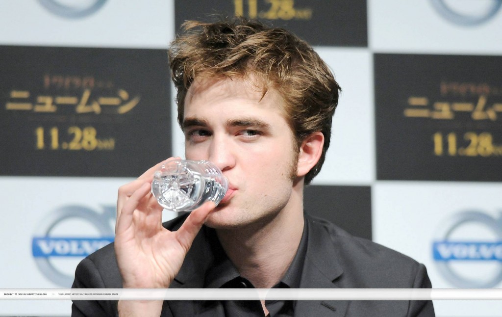 robert-hq robert-hq