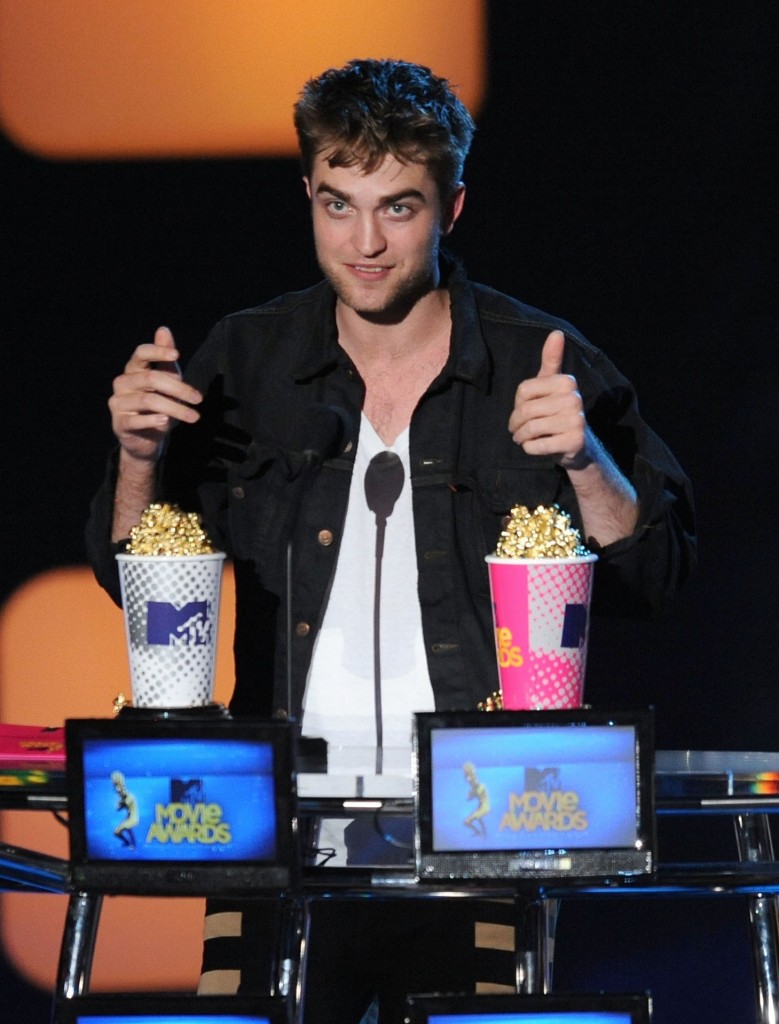 thumbs up 17289803