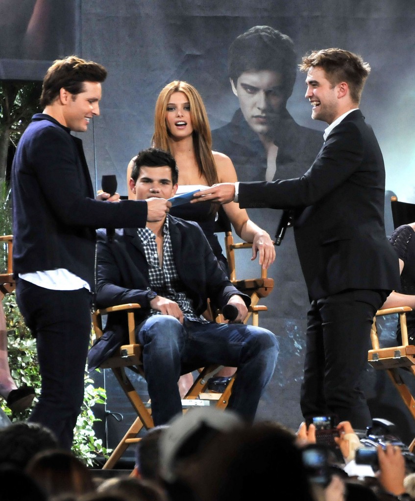 rob-on-jimmy-kimmel-5 rob-on-jimmy-kimmel-5