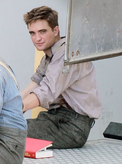 rob-on-set-oh-my rob-on-set-oh-my