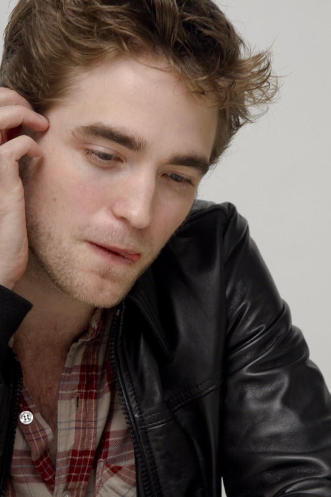 press-conference-tongue-hq1 press-conference-tongue-hq1