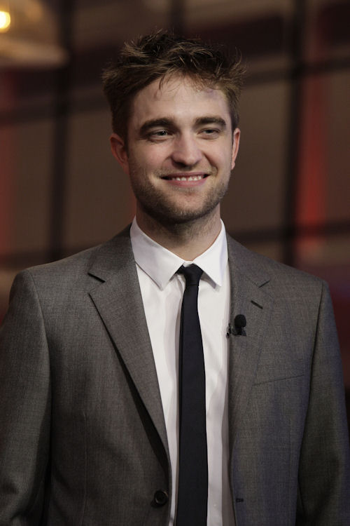 Rob On Leno HQ (7)