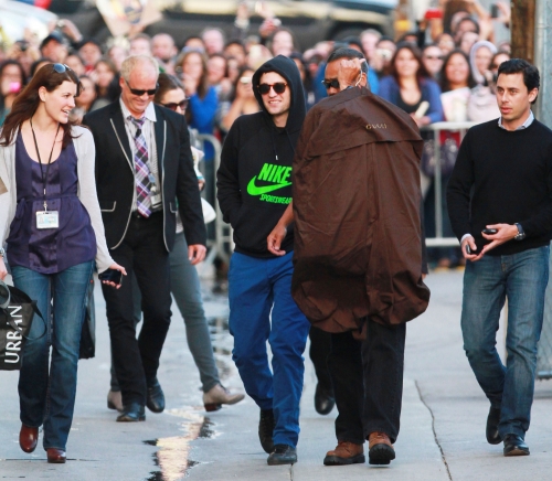 arriving-002-t.jpg