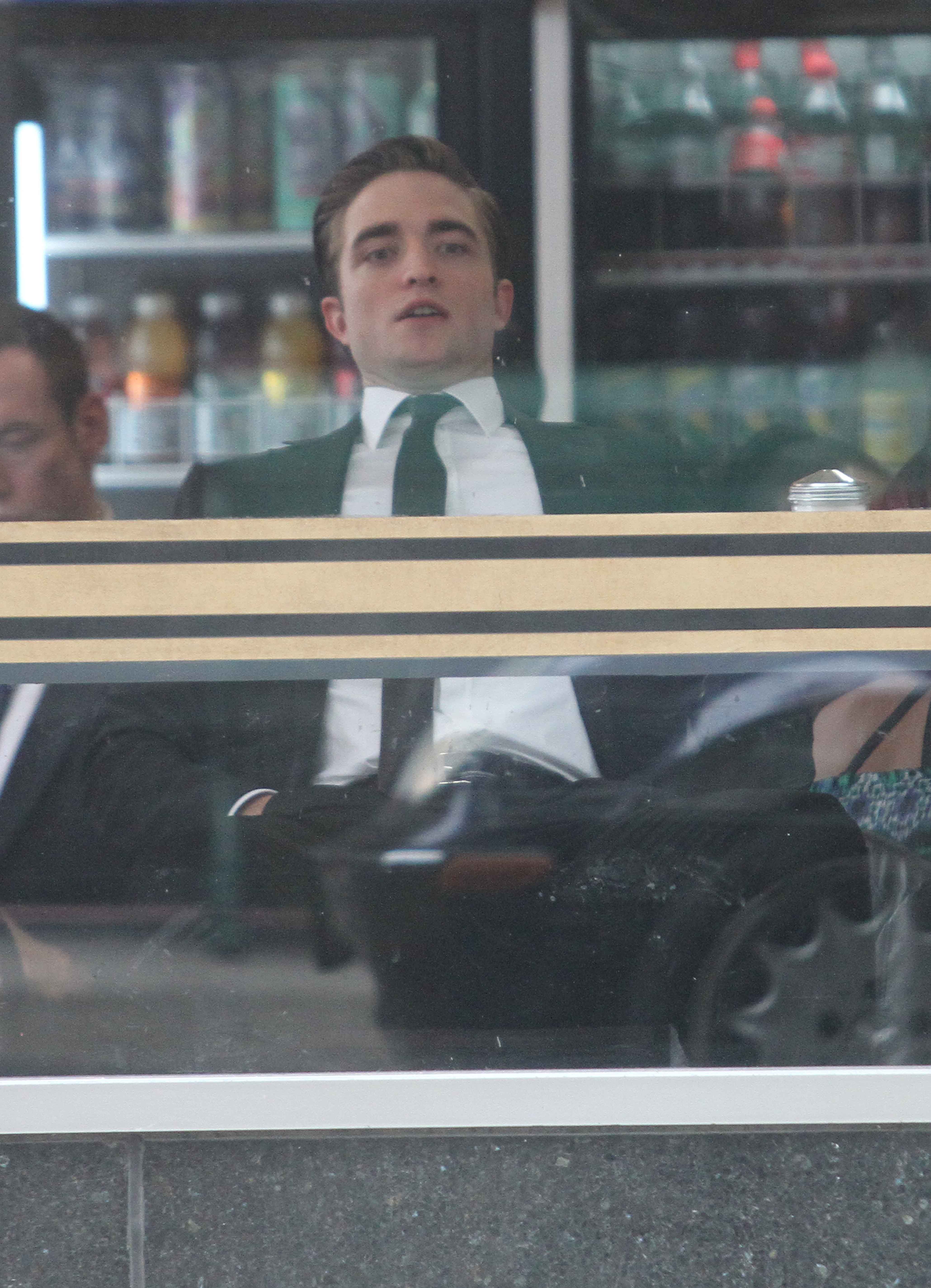 Cosmopolis Set 68