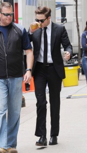 HQ (1)
