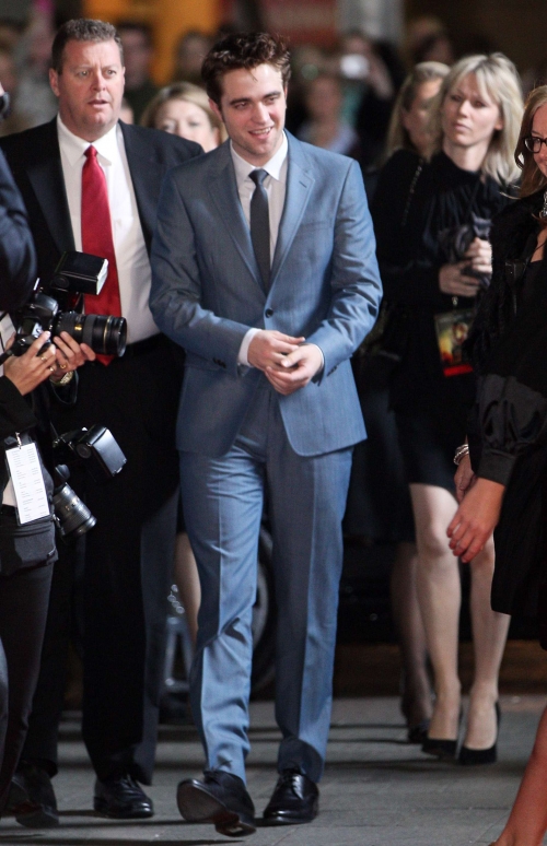 WFESydneyredcarpet-74-t.jpg