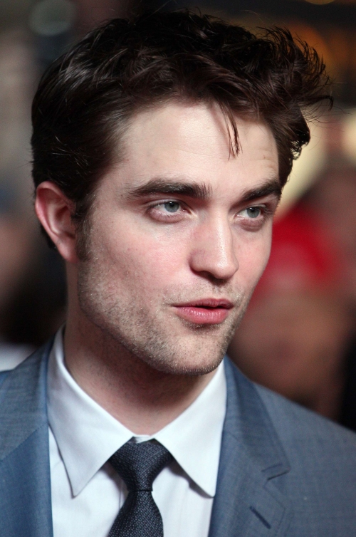WFESydneyredcarpet-871-t.jpg