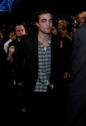 Backstage-HQ-201-t.jpg
