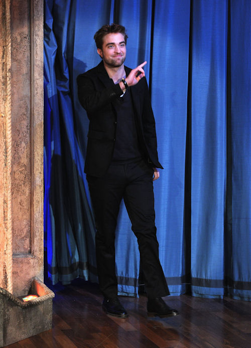 Rob On Fallon HQ (11)
